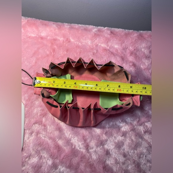 Small Leather Pouch - Picture 7 of 12